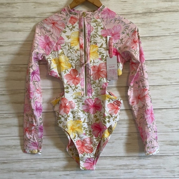 NWT LoveShackFancy x Hurley Hibiscus Long Sleeve Surf Suit - Picture 9 of 13